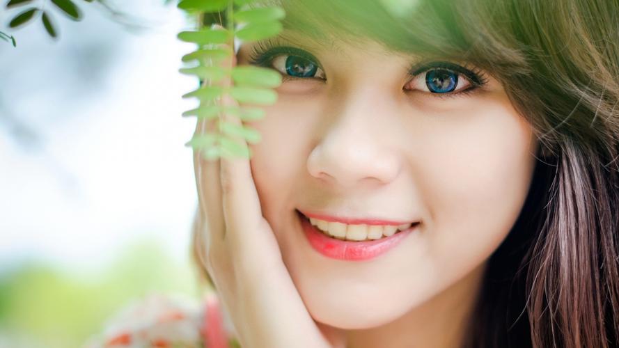 5名少年开“老头乐”上路 家长们务必上心